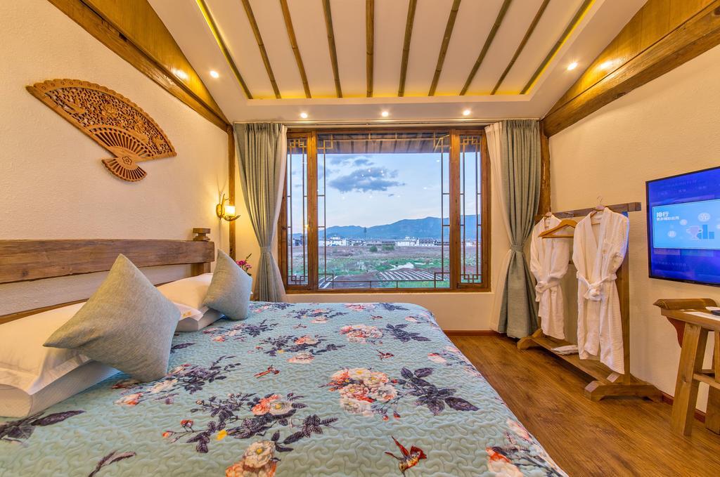 Nine'S Holiday Stay Lijiang  Exteriör bild