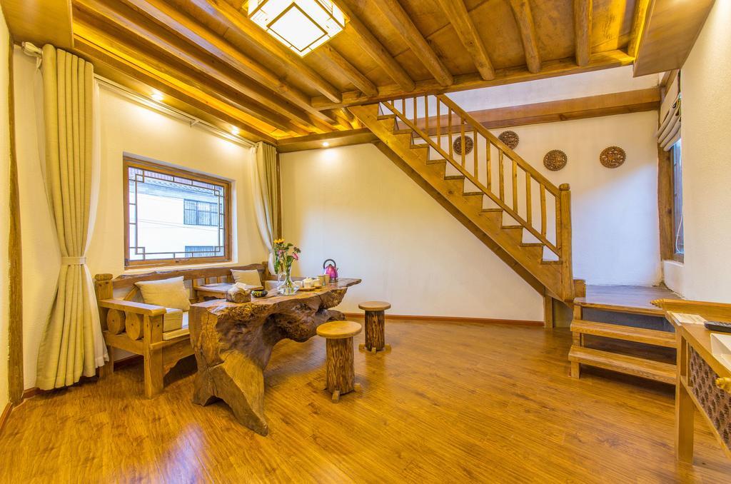 Nine'S Holiday Stay Lijiang  Exteriör bild