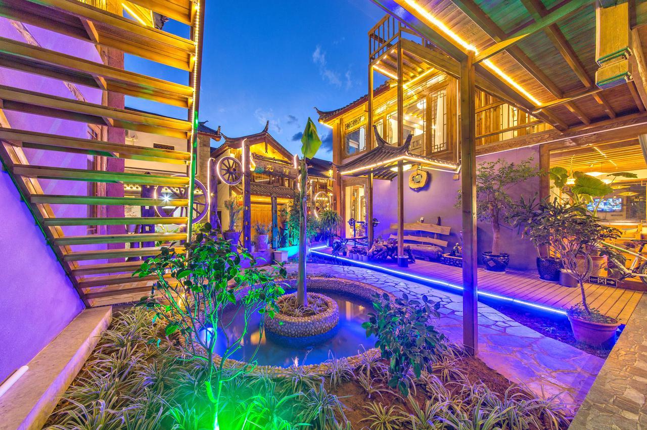 Nine'S Holiday Stay Lijiang  Exteriör bild